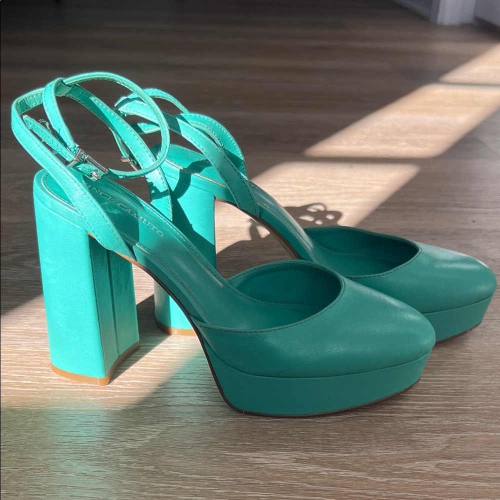 Vince Camuto Patrissya Platform Pump in Ocean
